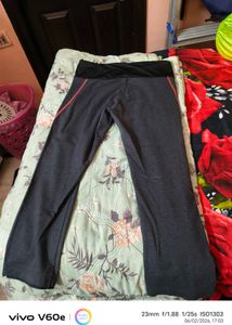 Comfortable Grey Workout Leggings