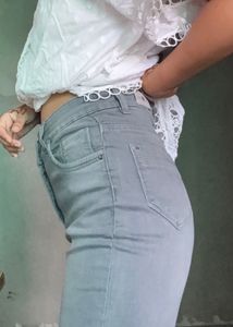 Grey High Waist Skinny Fit Jeans