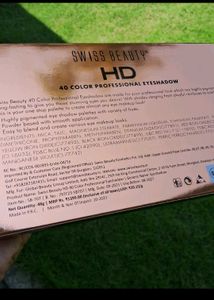 Swiss Beauty HD Eyeshadow Palette