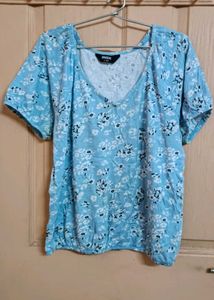 Blue Floral V-Neck Cropped Top