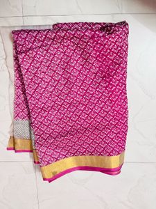 Elegant Paisley Print Saree