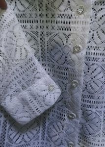Chic White Lace Collared Shirt Style