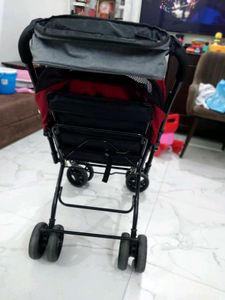 Babyhug Symphony Stroller With Reversible Handle