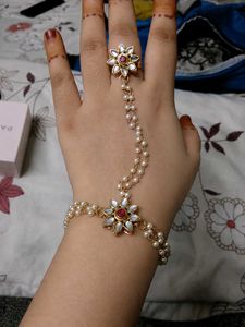 Elegant Hand Harness with Pearls
