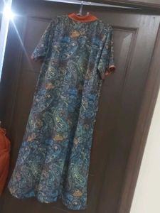 Elegant Paisley Print Maxi Dress