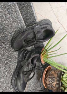 BRAND NEW Black Chunky Sneakers
