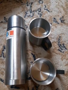 Gift Set Flask And 2 Glasses