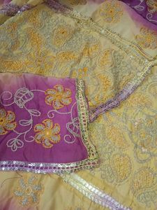 Heavy Dupatta with thread 🧵 work embroidery