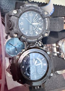 V2A Men's Watch