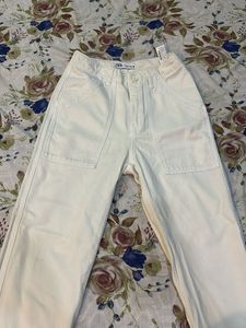 Zara Cream Cargo Pants