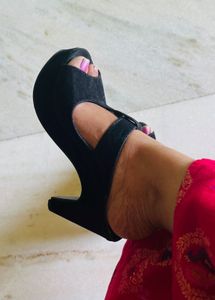Trendy High heels