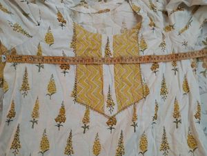 White Kurta with yellow Print +free 🎁