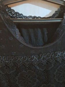 Elegant Black Lace Sleeveless Top