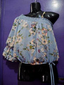 Floral One-Shoulder Top