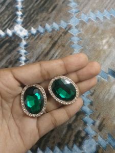 Emerald Green Colour Earring