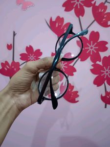 Round Glasses