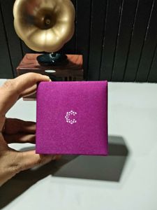 Caratlane ring  Box