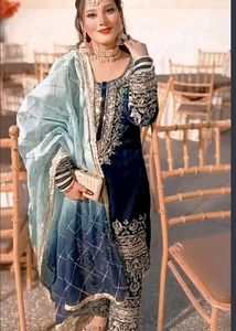 Velvet Wedding Kurta Set With Dupatta And Pant