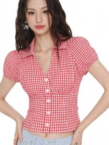 Stylish check fitted shirt for women
