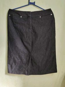 Classic Gray Pencil Skirt