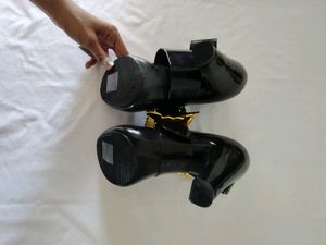 Black Heels (Women's)