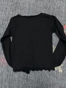 Black ruffle Long Sleeve Top