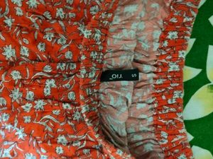 Chic Floral Print Ruched Top