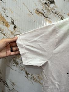 Classic White UNISEX T-Shirt