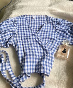 Gingham blue Wrap Crop Top