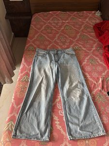 H&amp;M - Light Wash Denim Jeans
