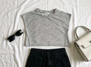 🌸Grey Crop Top🌸