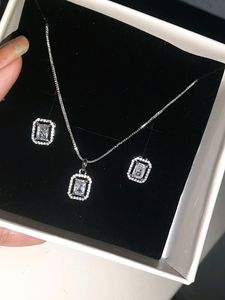 AD Pendant With Earrings