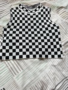 Checkered Mock Neck Sleeveless Top