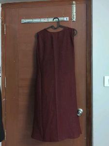 Elegant Maroon Sleeveless Dress