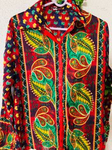 Vibrant Paisley Print Button-Up Shirt