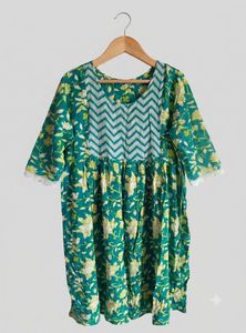 Green Floral Print Kurta with Chevron Detail