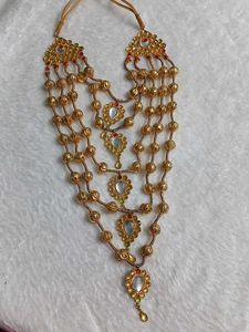 Elegant Layered Necklace