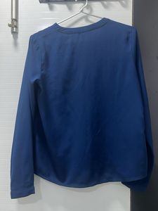 Elegant Navy Blue V-Neck Blouse