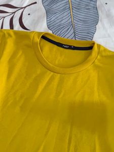 Yellow Long Sleeve Top 🌻