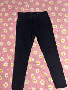 Classic Navy Blue Skinny Jeans