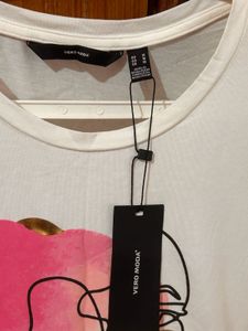 Vero Moda Abstract Face T-Shirt