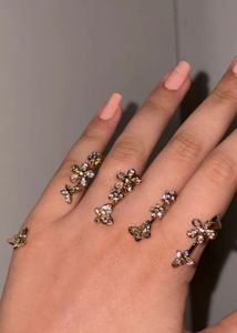 Boho Flower & Butterfly Hathful