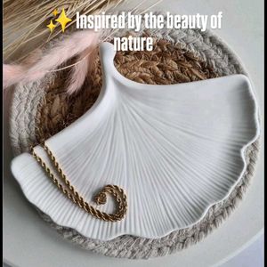 Ginkgo Leaf Jewellery Tray 🌿