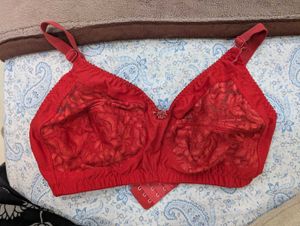 Red Lace Bra good quality 44B