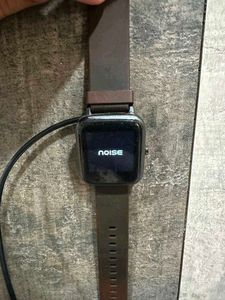 NOISE Smartwatch with Charger Cable