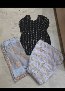 Elegant Black Kurta with Golden Embellishments