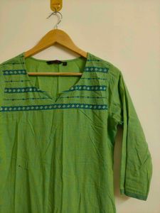 Green Embroidered Kurta