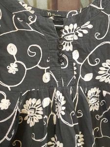 Women's Black Floral Print Kurta