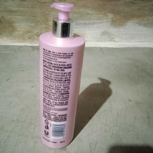 Pond's Bright Beauty Body Lotion