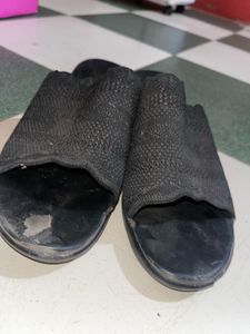 Black Knit Flatform Sandals